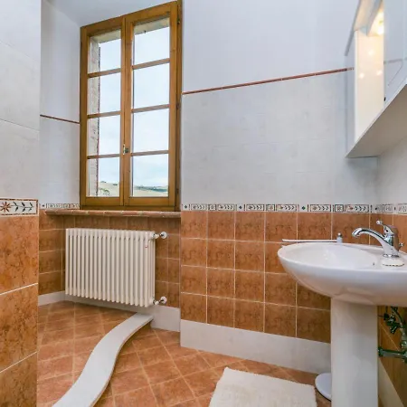 Caggio-2 By Interhome Daire Volterra